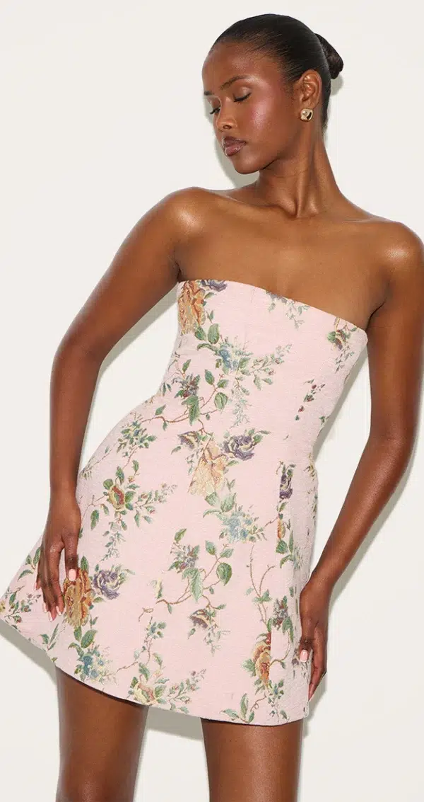 1474dceafa09ff50e6d8e767162fb11990897da9_CNM5668_1_pink_floral_bandeau_a_line_shift_dress